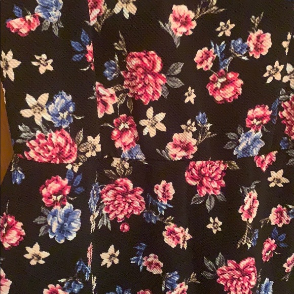 Sundress - Picture 3 of 4